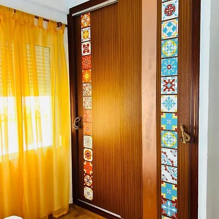 Boutique Flat With Terrace * فوينخيرولا
